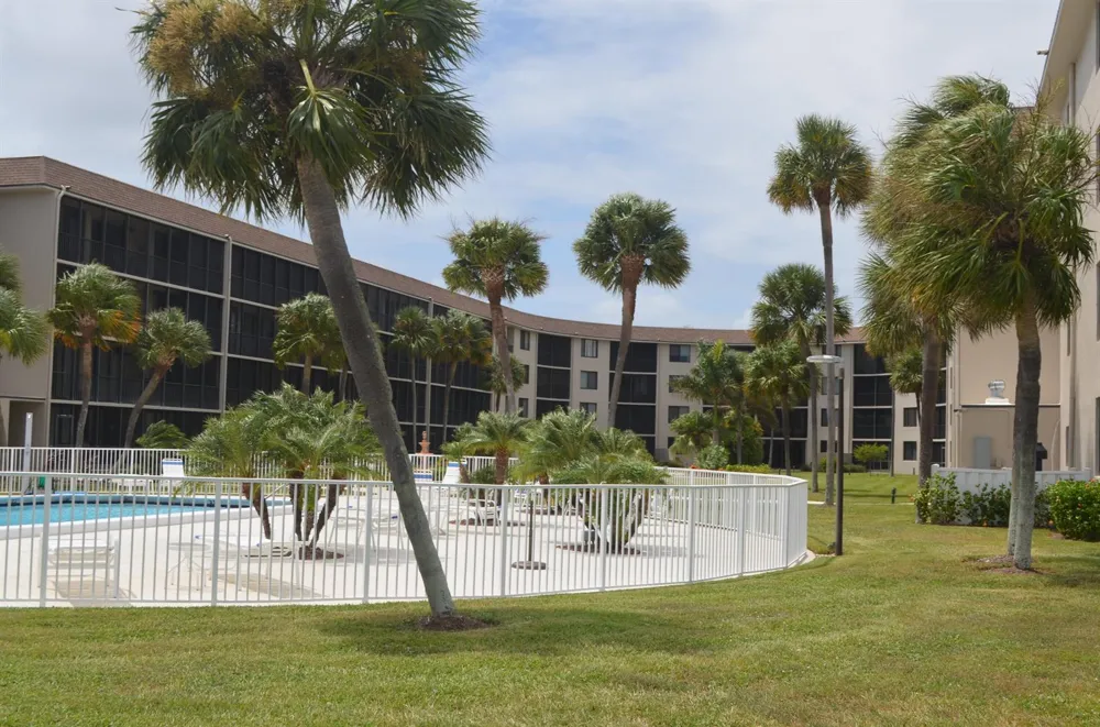 2424 FEDERAL Highway #309 Boynton Beach, FL 33435