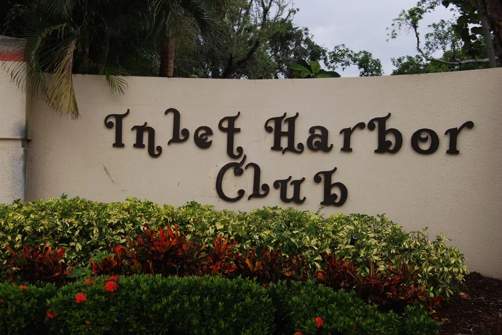 2424 FEDERAL Highway #309 Boynton Beach, FL 33435