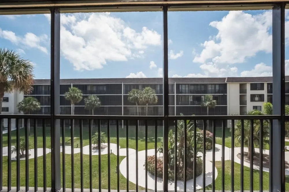 2424 FEDERAL Highway #309 Boynton Beach, FL 33435