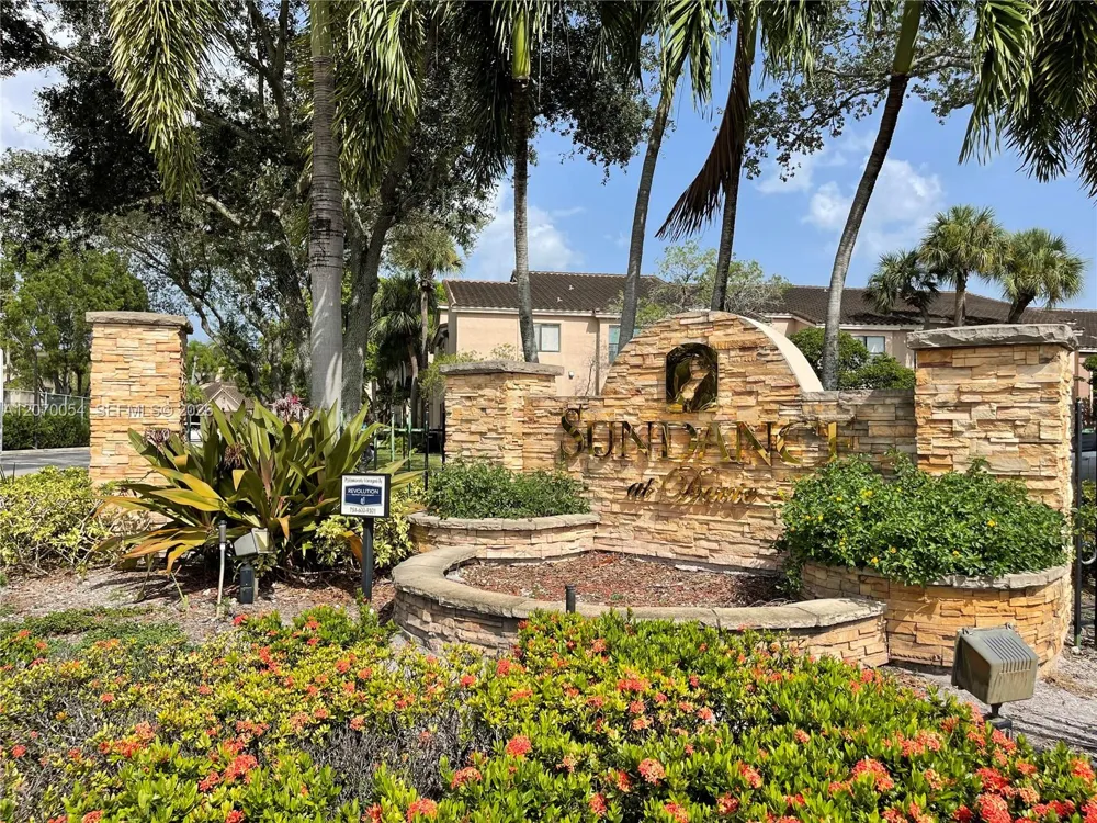 2826 S University Dr #3101 Davie, FL 33328