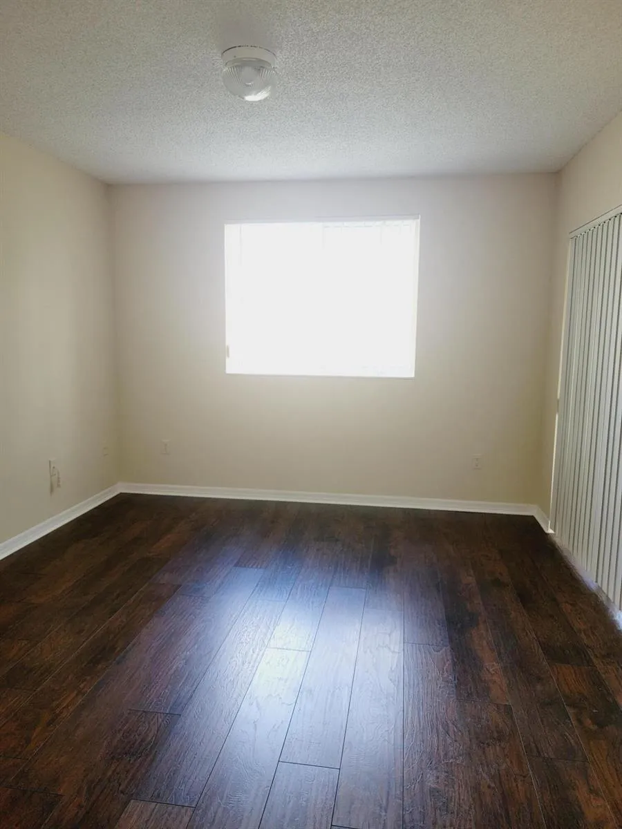 2640 S University Drive #222 Davie, FL 33328