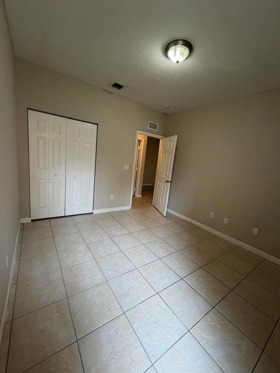 3553 Forest Hill Boulevard #45 Palm Springs, FL 33406