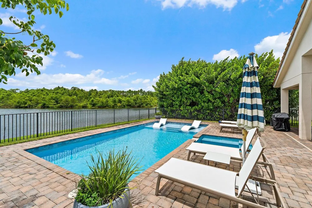 518 Carrara Court Jupiter, FL 33478