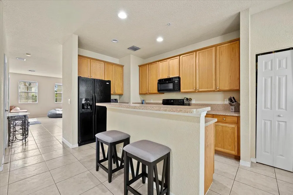 335 E Thatch Palm Circle #104 Jupiter, FL 33458