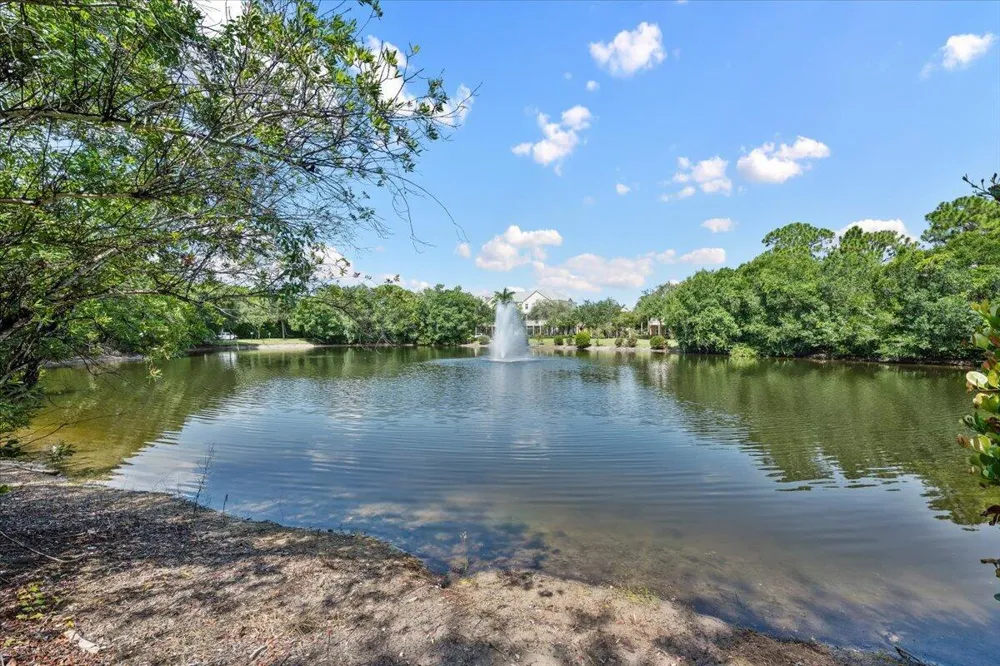 335 E Thatch Palm Circle #104 Jupiter, FL 33458