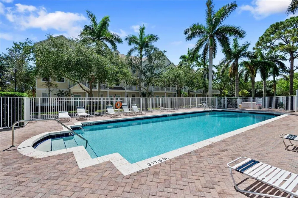 335 E Thatch Palm Circle #104 Jupiter, FL 33458