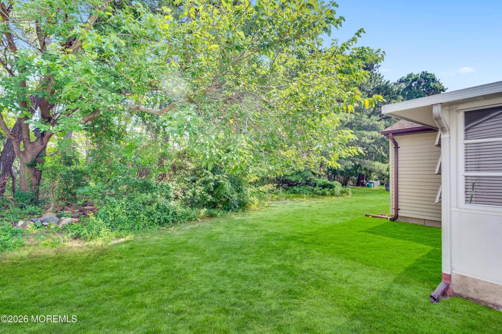 17 Seaview Avenue Brick, NJ 08723