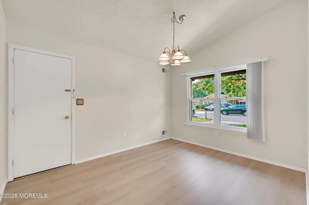 17 Seaview Avenue Brick, NJ 08723