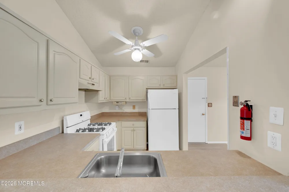 17 Seaview Avenue Brick, NJ 08723
