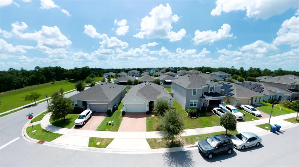 9385 LA SALLE STREET Groveland, FL 34736