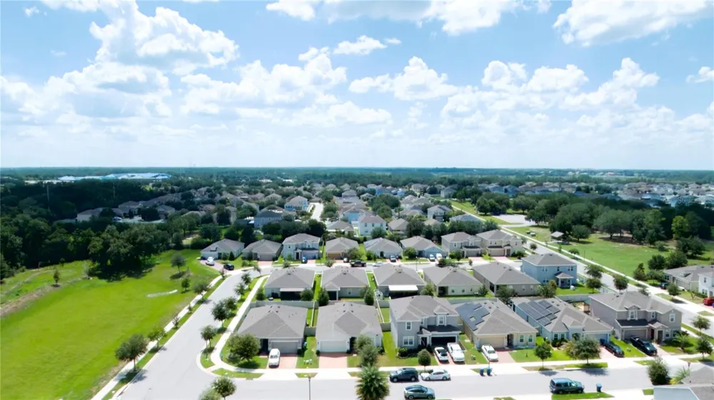 9385 LA SALLE STREET Groveland, FL 34736