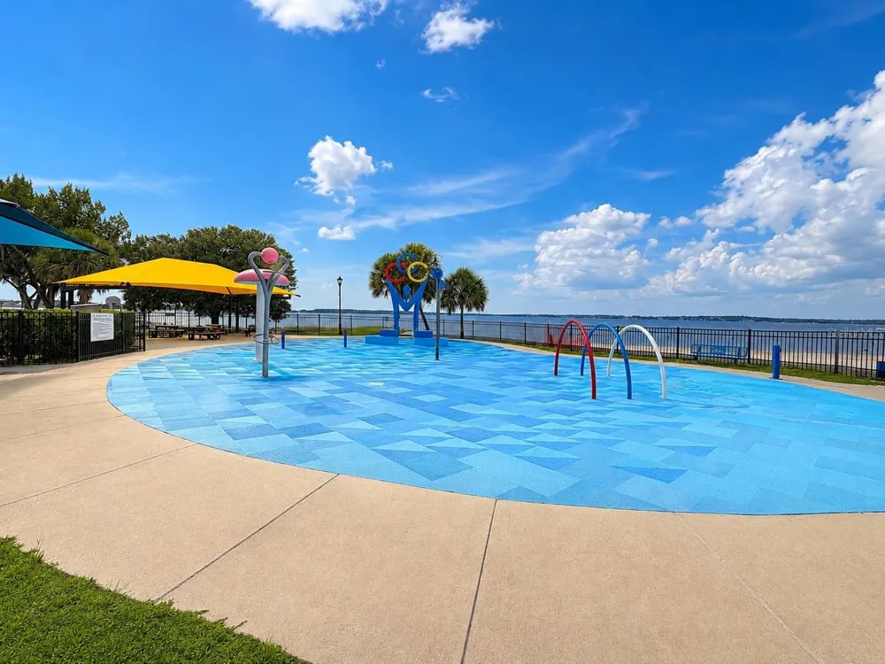 9385 LA SALLE STREET Groveland, FL 34736
