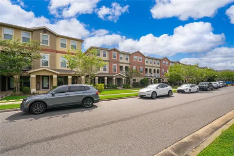 10061 TOWN LAKE DRIVE