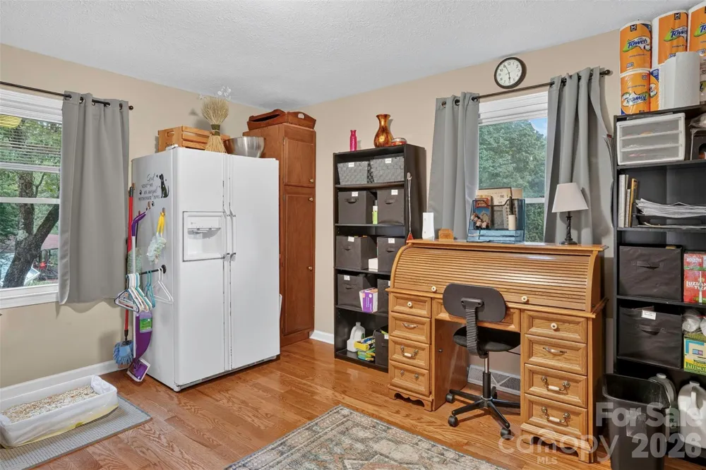 3702 Cabin Creek Road Zirconia, NC 28790