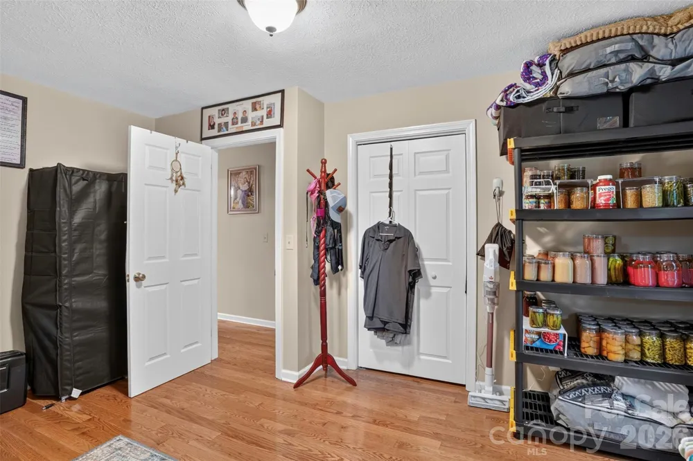 3702 Cabin Creek Road Zirconia, NC 28790