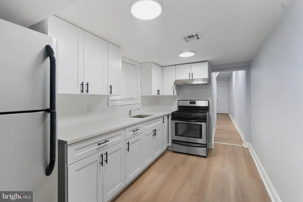 2625 BRADDOCK STREET Philadelphia, PA 19125