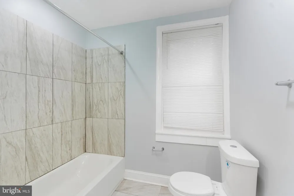 2625 BRADDOCK STREET Philadelphia, PA 19125