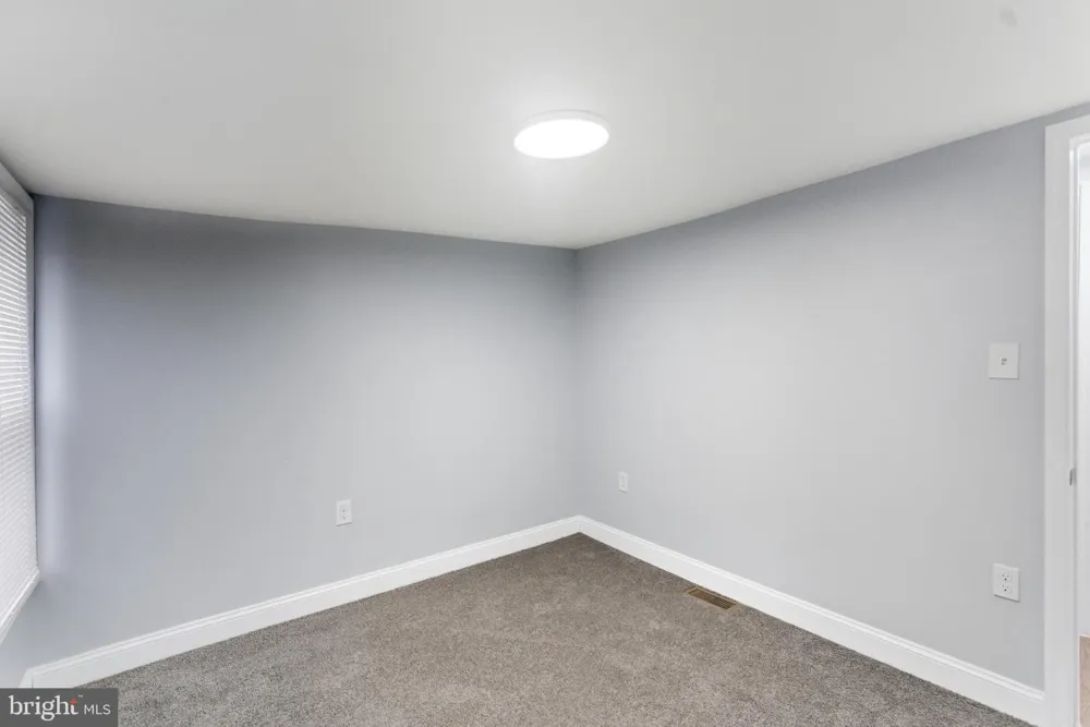 2625 BRADDOCK STREET Philadelphia, PA 19125