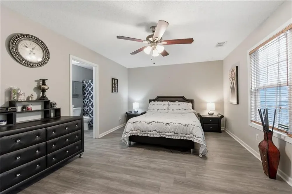 313 Venture Path Hiram, GA 30141