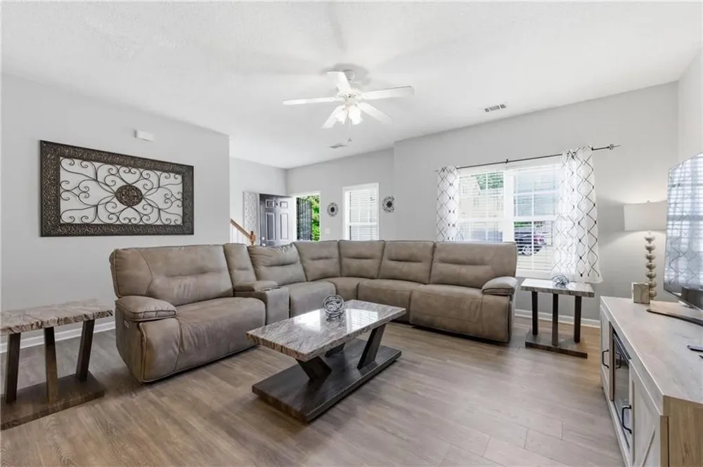 313 Venture Path Hiram, GA 30141