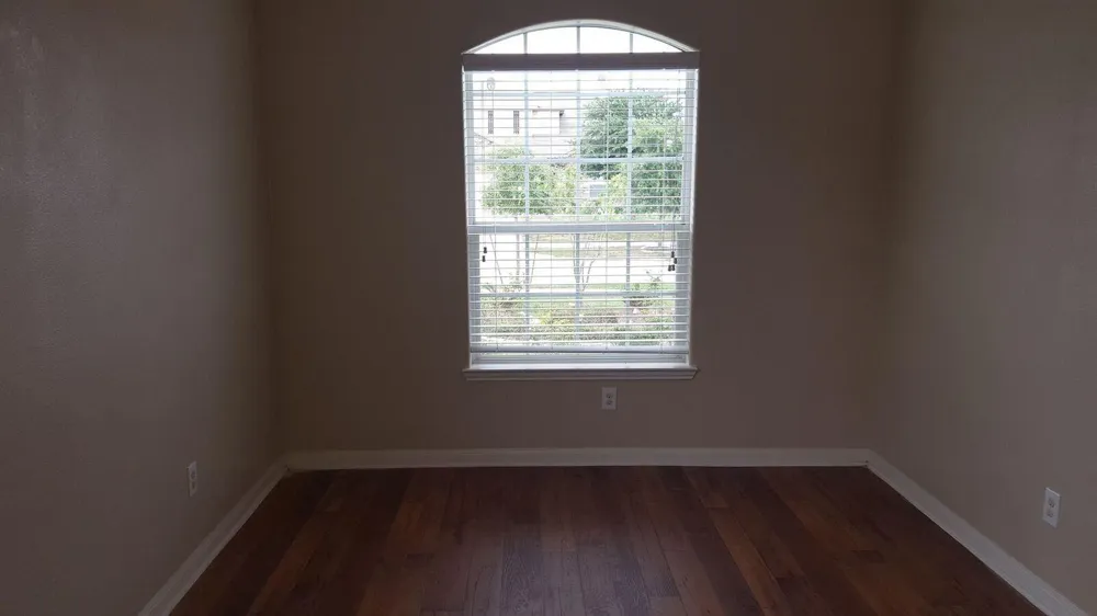 5619 Straight Way Houston, TX 77339