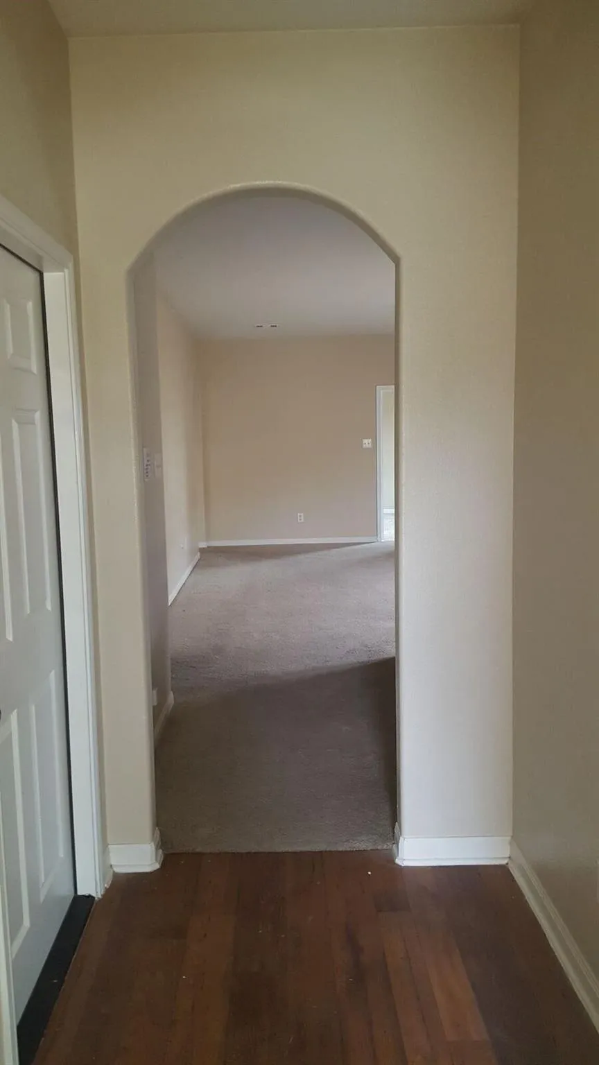 5619 Straight Way Houston, TX 77339