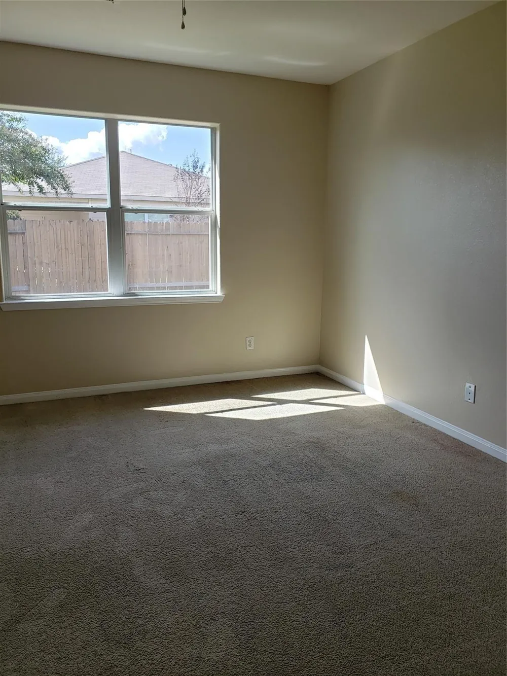 5619 Straight Way Houston, TX 77339