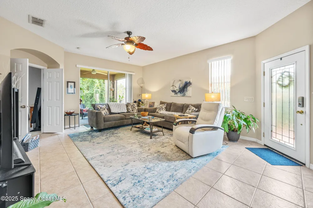 1749 Tullagee Avenue Melbourne, FL 32940