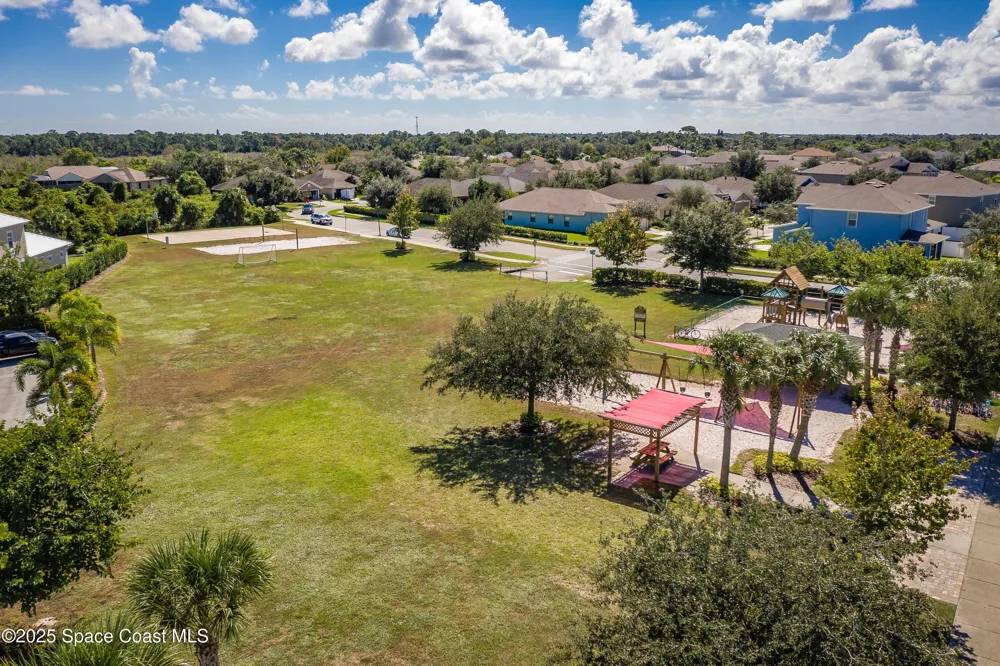 1749 Tullagee Avenue Melbourne, FL 32940