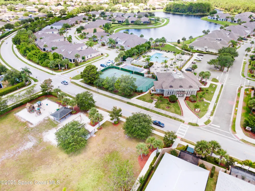 1749 Tullagee Avenue Melbourne, FL 32940