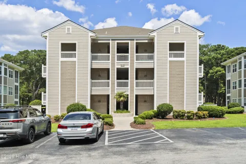 233 Kings Trail ## 2006