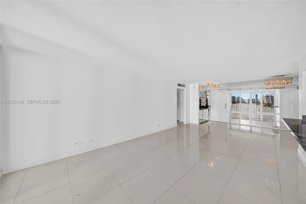 301 174th St #1216 Sunny Isles Beach, FL 33160