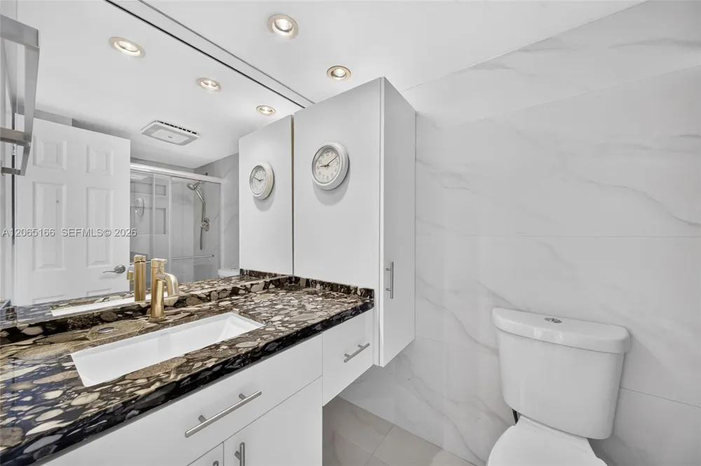 301 174th St #1216 Sunny Isles Beach, FL 33160