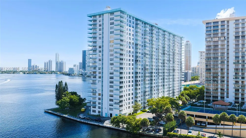 301 174th St #1216 Sunny Isles Beach, FL 33160