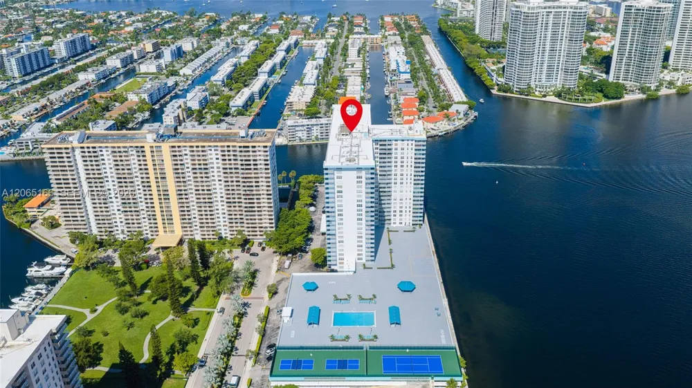 301 174th St #1216 Sunny Isles Beach, FL 33160