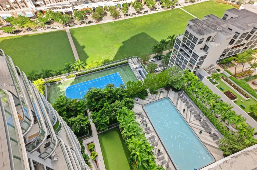 121 NE 34th St #2409 Miami, FL 33137