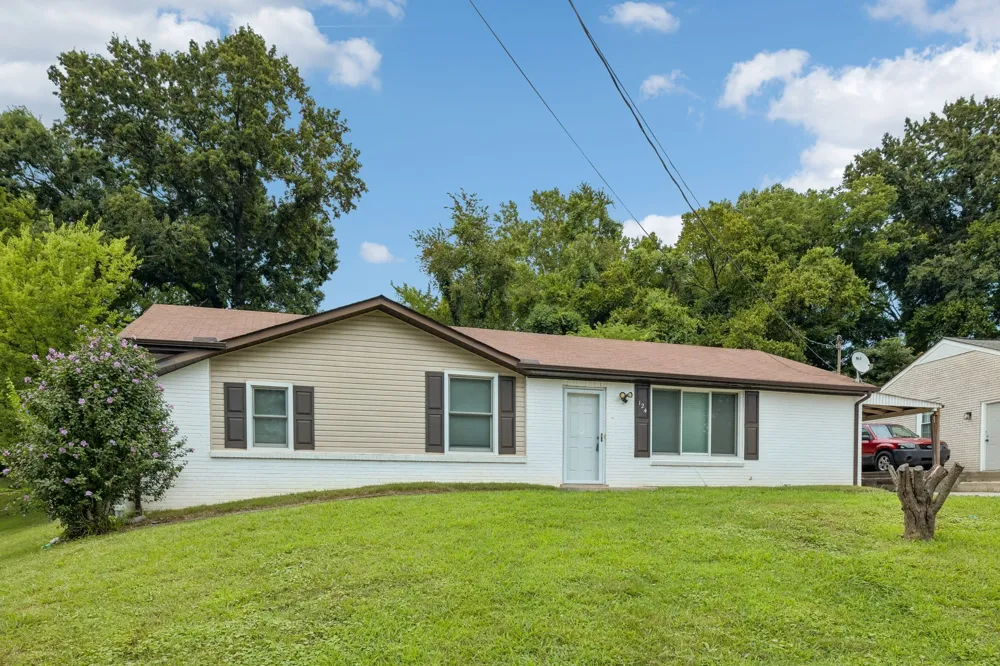 124 Denise Dr Antioch, TN 37013