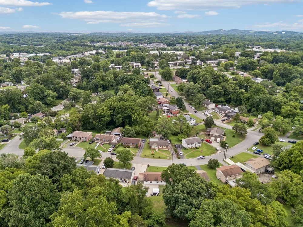 124 Denise Dr Antioch, TN 37013