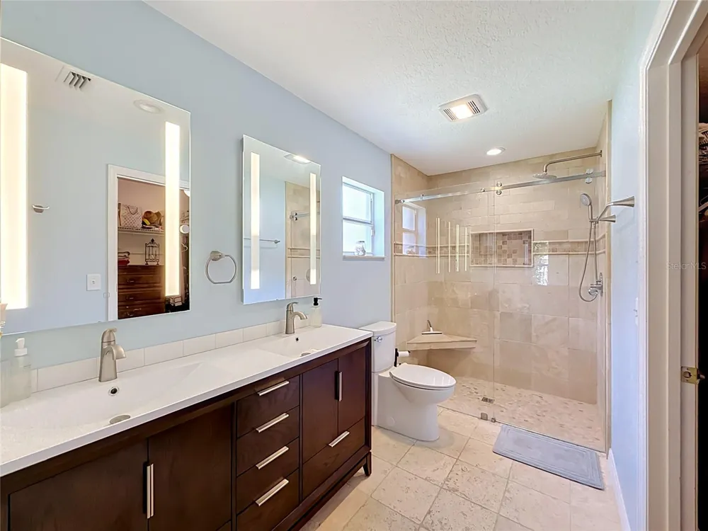 1050 FAHNSTOCK STREET Eustis, FL 32726