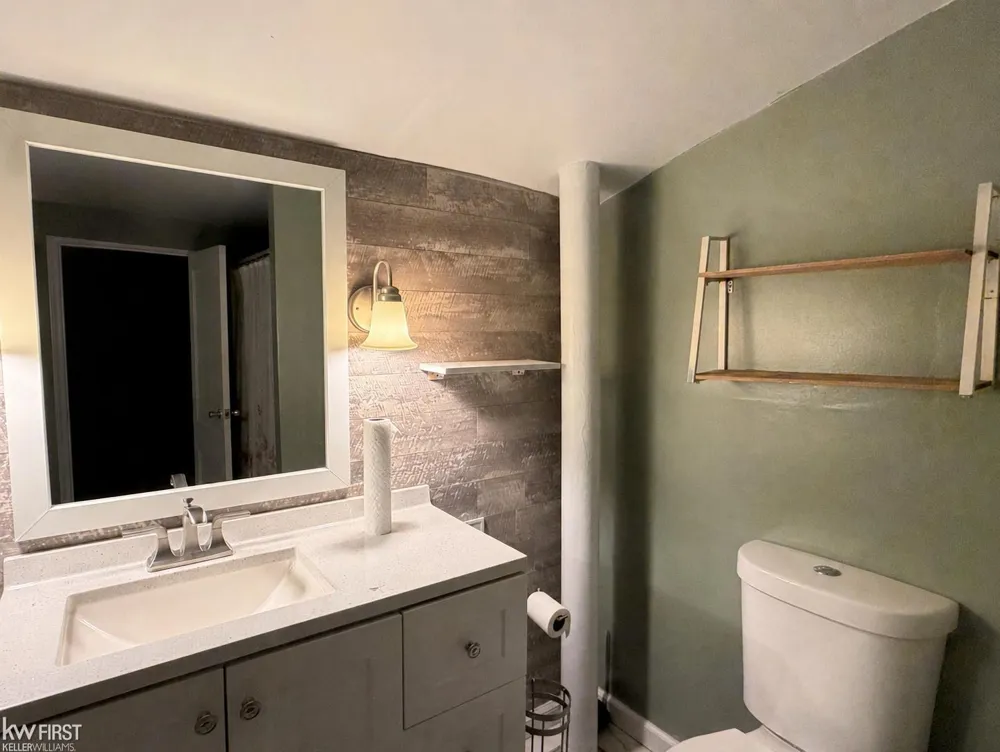 3049 Egleston Avenue Genesee Charter Township, MI 48506