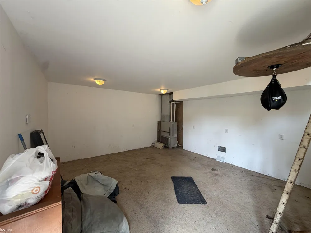 3049 Egleston Avenue Genesee Charter Township, MI 48506
