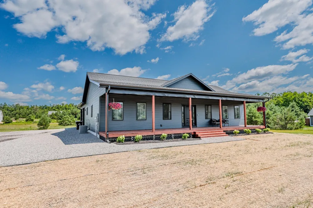 2857 Peregrine Drive Elmira Township, MI 49730