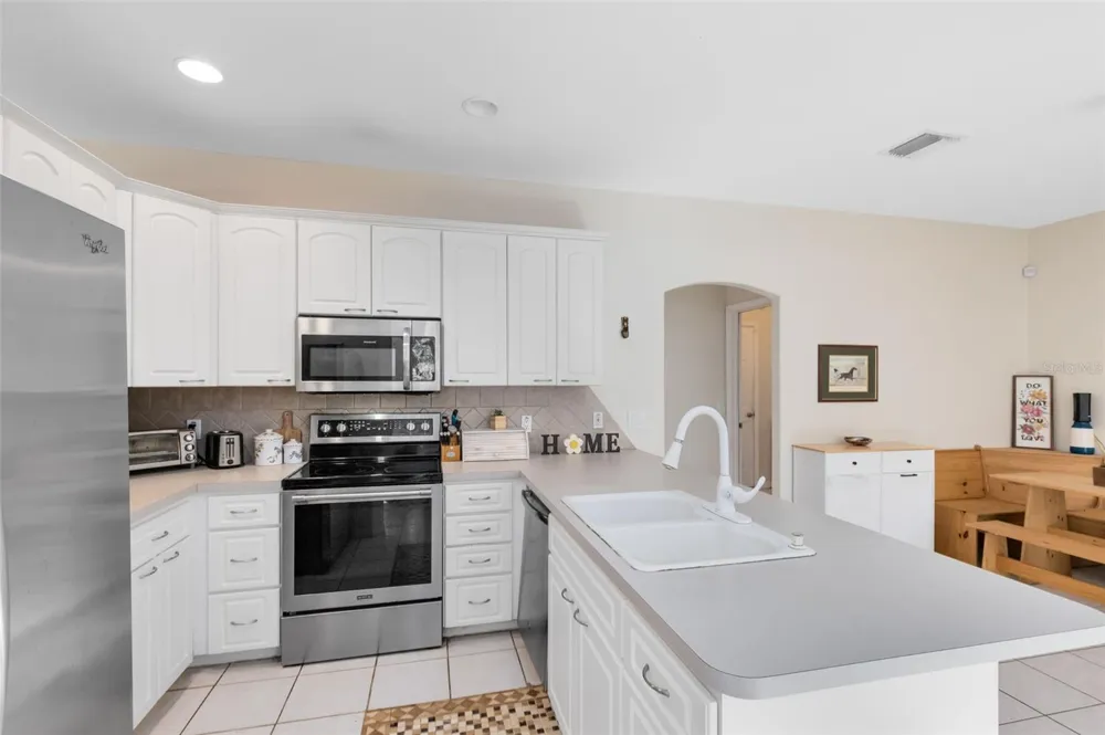 703 SAMUEL CHASE LANE West Melbourne, FL 32904