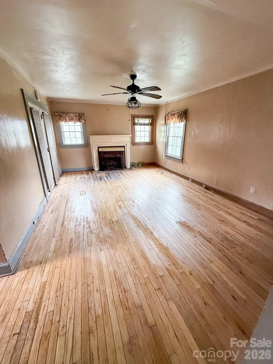 111 S Belvedere Avenue Gastonia, NC 28054