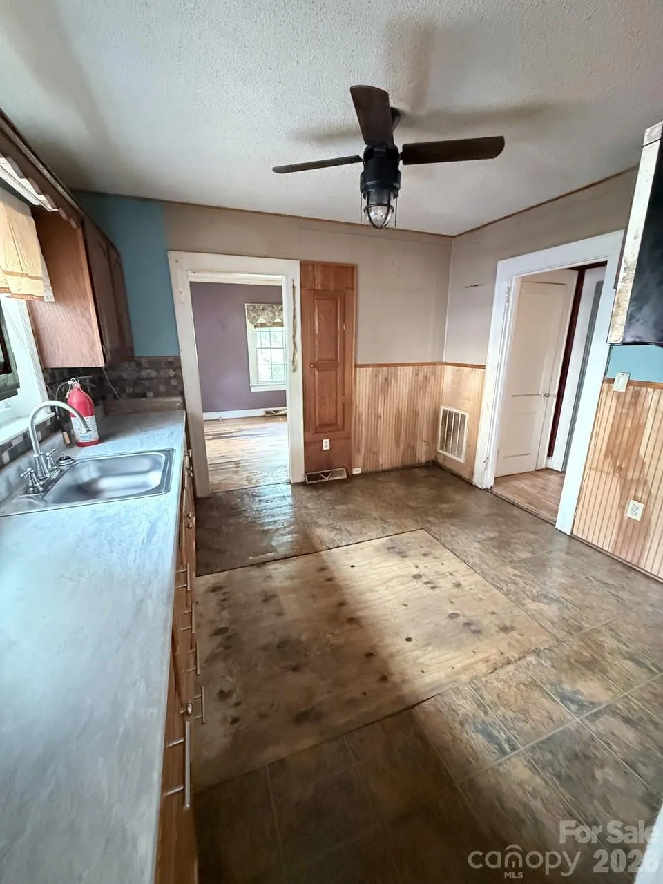 111 S Belvedere Avenue Gastonia, NC 28054