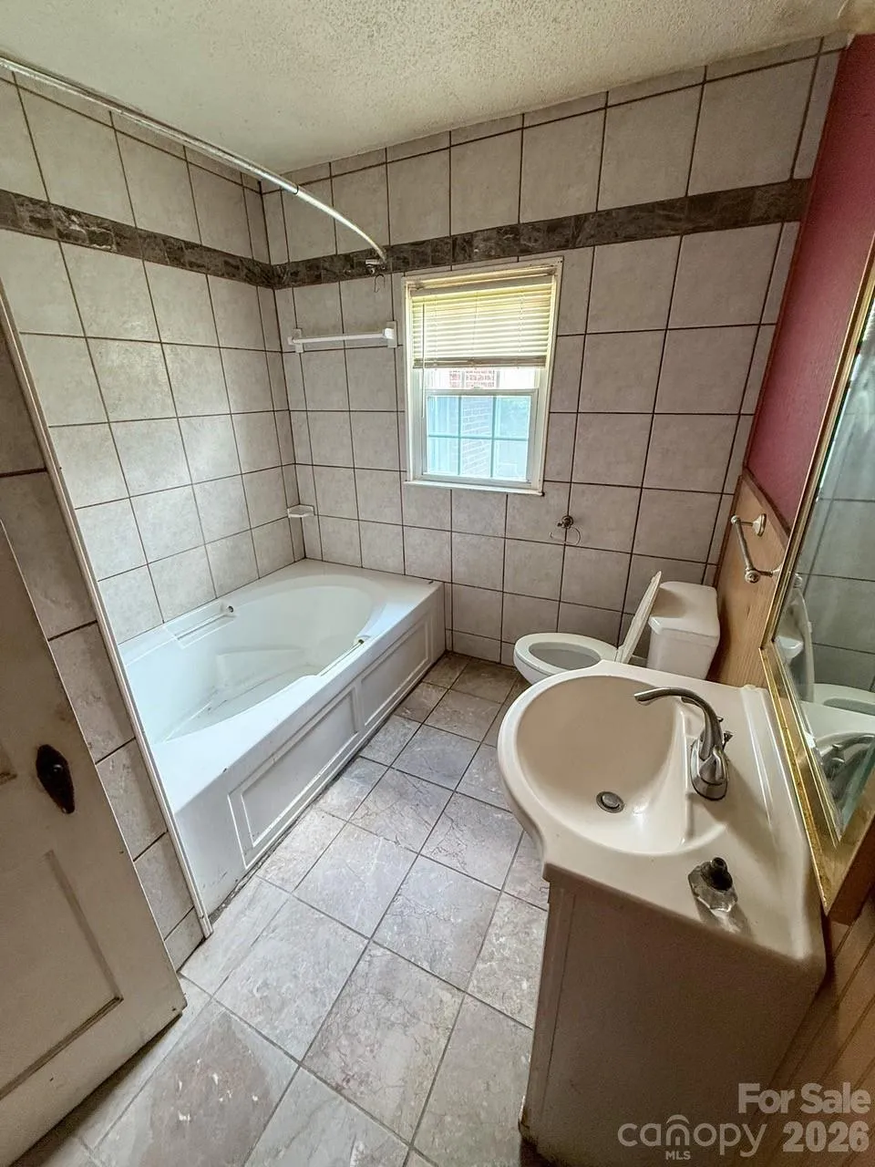 111 S Belvedere Avenue Gastonia, NC 28054