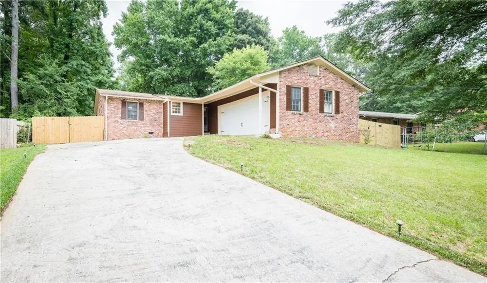 4224 Cottage Lane Conley, GA 30288