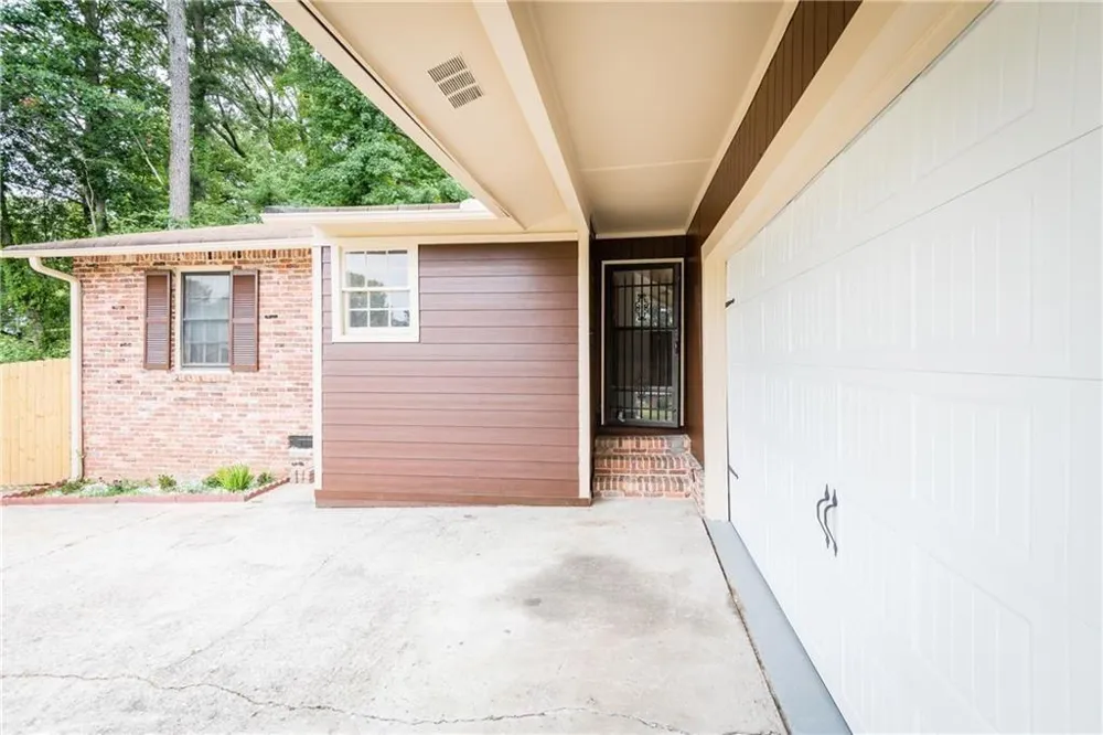 4224 Cottage Lane Conley, GA 30288