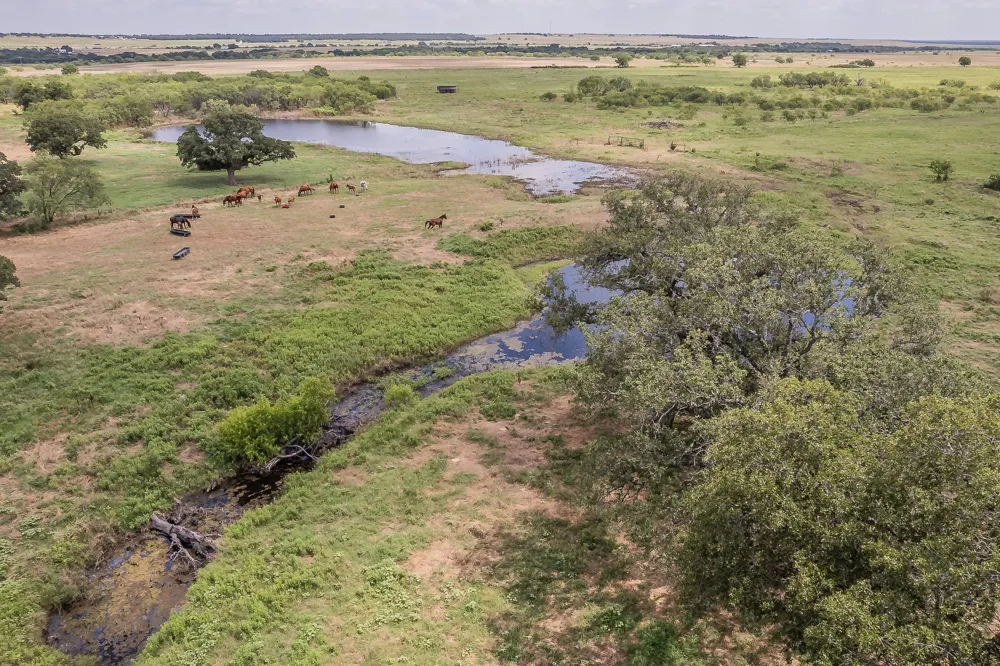 495 Lyles Road Henrietta, TX 76365