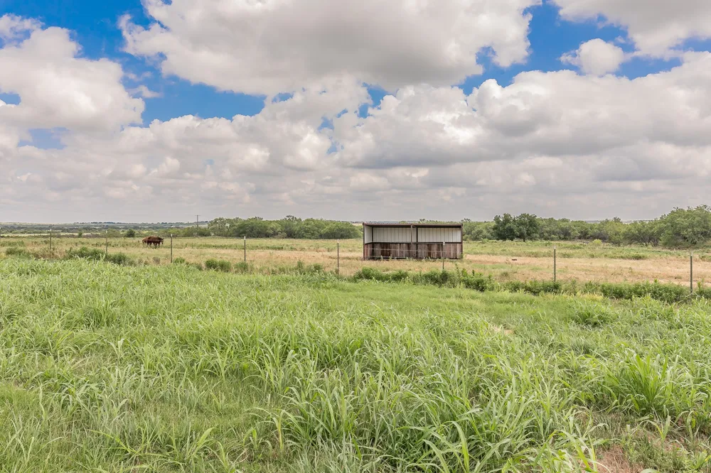 495 Lyles Road Henrietta, TX 76365